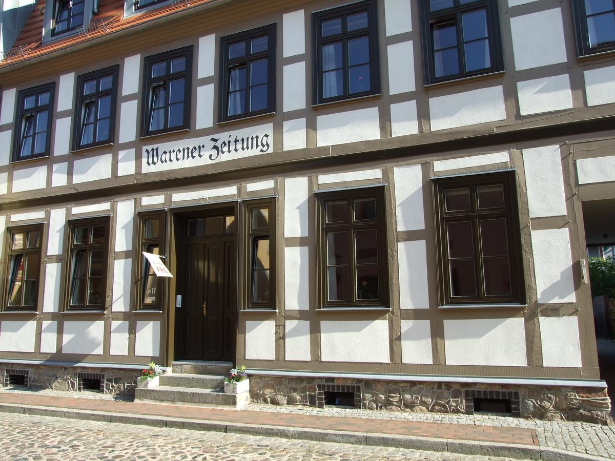 Hotel Waren-Alte Warener Zeitung Exterior foto